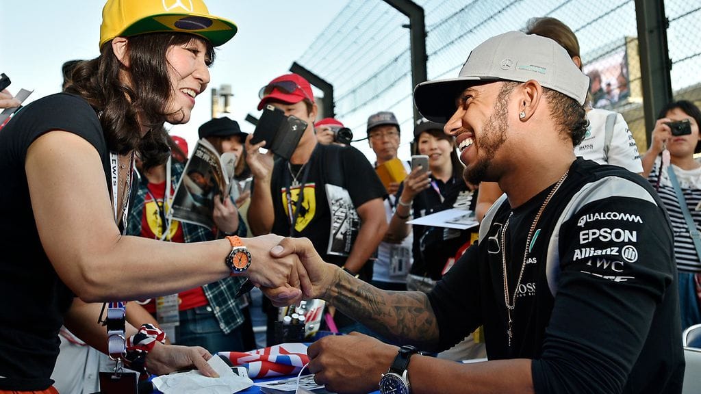Fanit ovat Lewis Hamiltonin sydäntä lähellä. Brittimedian kanssa F1-tähti ajautui avoimeen sotaan.