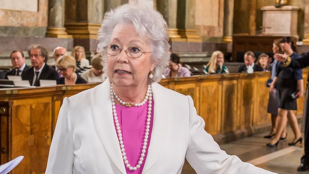 Prinsessa Christina on kuningas Kaarle Kustaan nuorin isosisko.