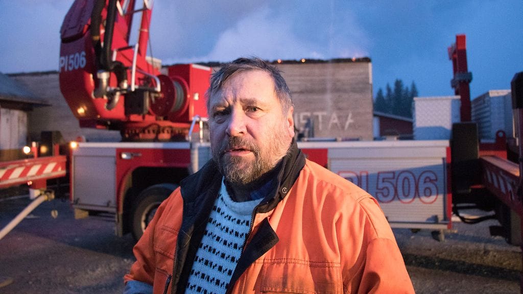 Yrittäjä Kari Pirttijoen äänestä kuulee, että itketty on. Kuvaaja Jari Toivonen / Aamulehti.