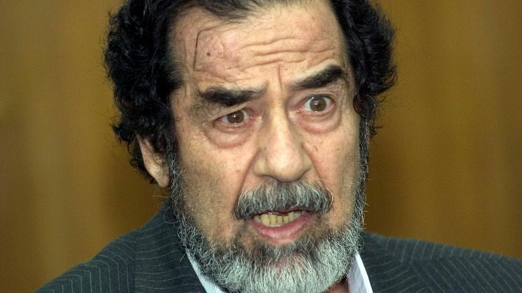 New York Postin lähteiden mukaan Saddam Husseinin kätyrit vangitsivat säännöllisesti Yhdysvalloissa asuvia irakilaisia kellariin.