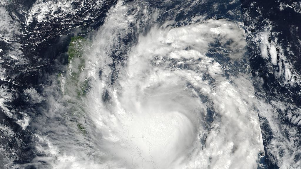 Sarikan ennustettu reitti kulkee erittäin tiheästi asutettujen alueiden yli ja läheltä pääkaupunki Manilaa.