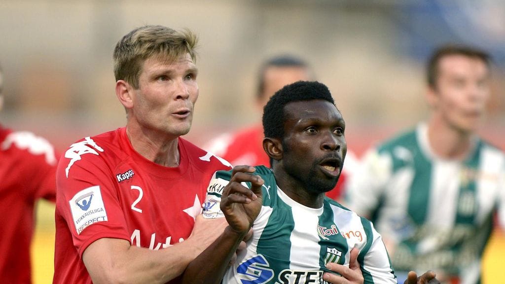 Tuomas Aho (vas.) päättää pitkän uransa.