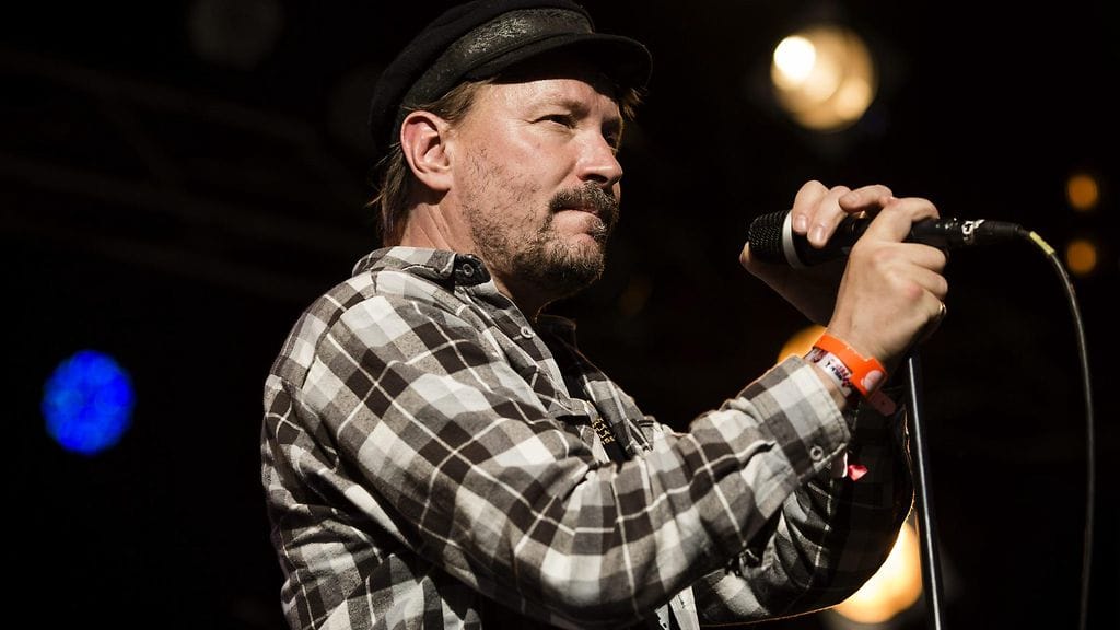 Pauli Hanhiniemi esiintymässä vuonna 2014.