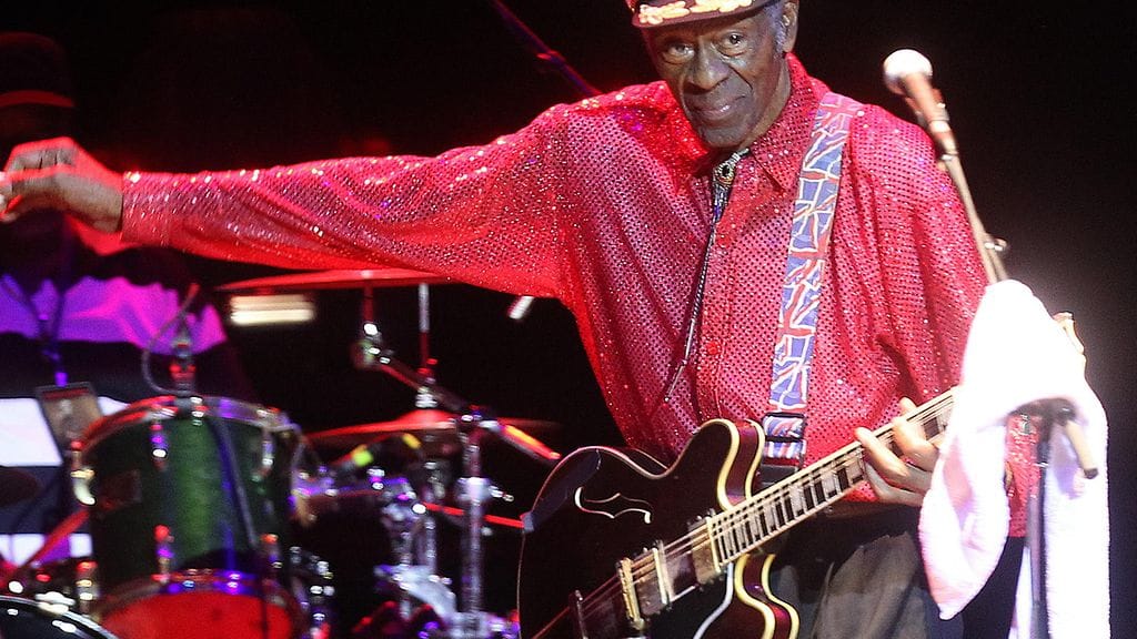 Chuck Berry kuvattuna esiintymässä Chilessä 16. huhtikuuta 2013.