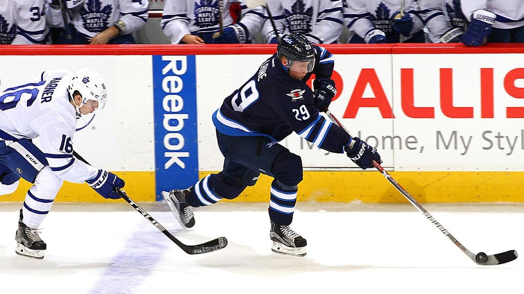 Patrik Laine oli huippuvireessä Torontoa vastaan.