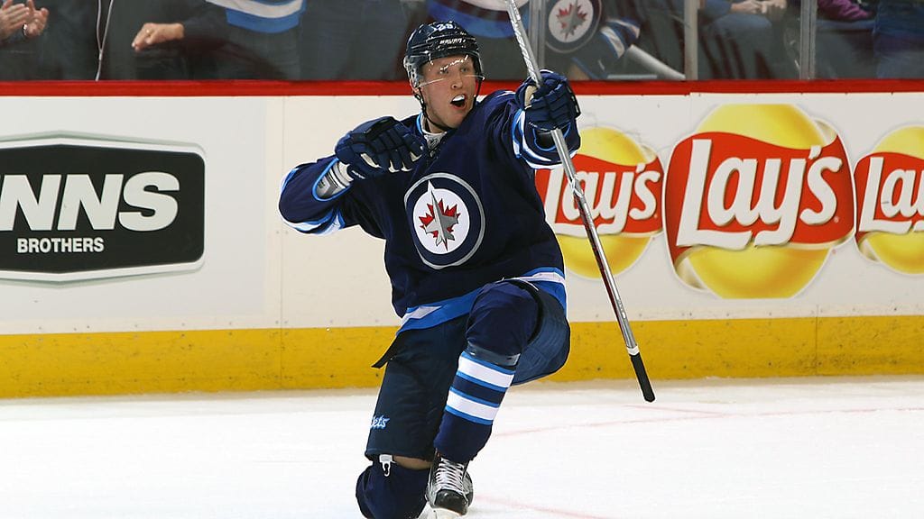 Patrik Laineella on syytä tuulettaa.