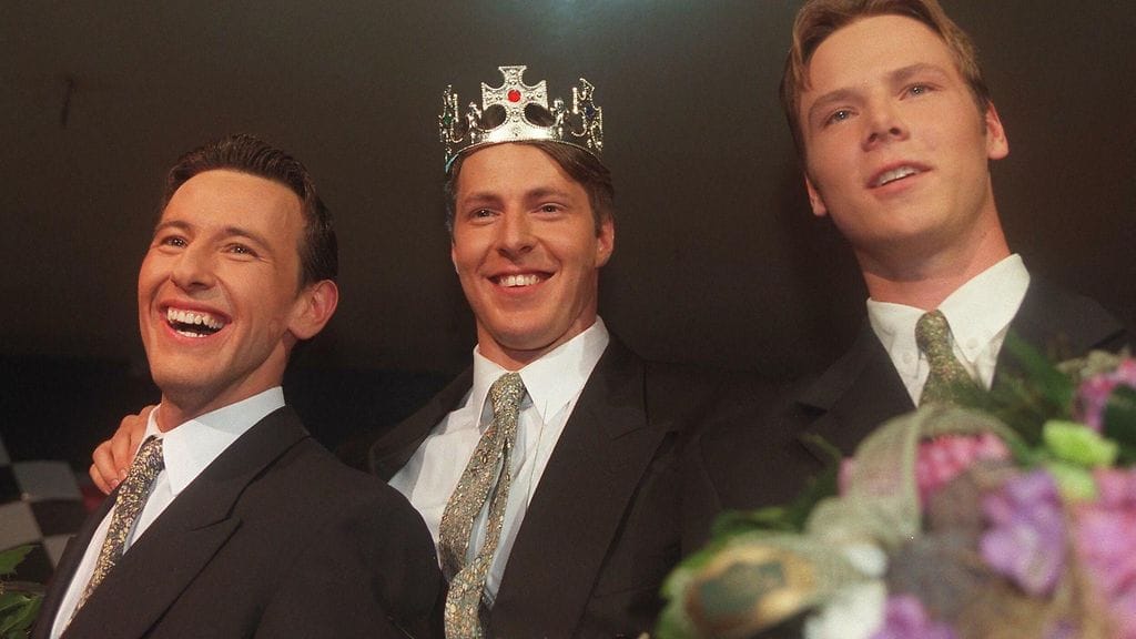Vuoden mies -kärkikolmikko 1998: ensimmäinen perintöprinssi Esko Eerikäinen, Vuoden mies Erno Koveluhta, toinen perintöprinssi Kimmo Hakala