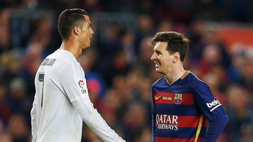 Cristiano Ronaldo ja Lionel Messi ovat suosikkeja kultaisen pallon voittajiksi.