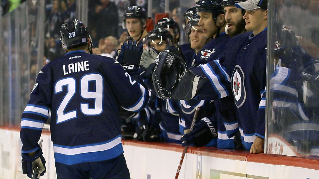 Patrik Laine juhli kahta maalia.