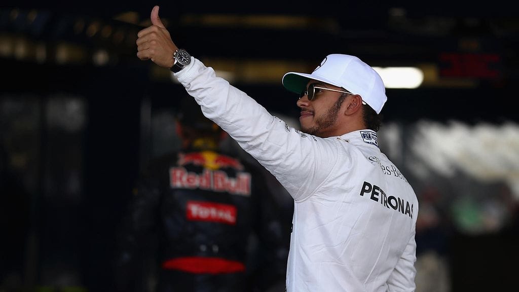 Lewis Hamilton lähtee Meksikon kisaan paalulta.