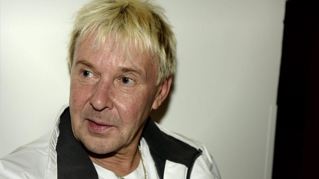 Matti Nykänen on nelinkertainen mäkihypyn olympiavoittaja.