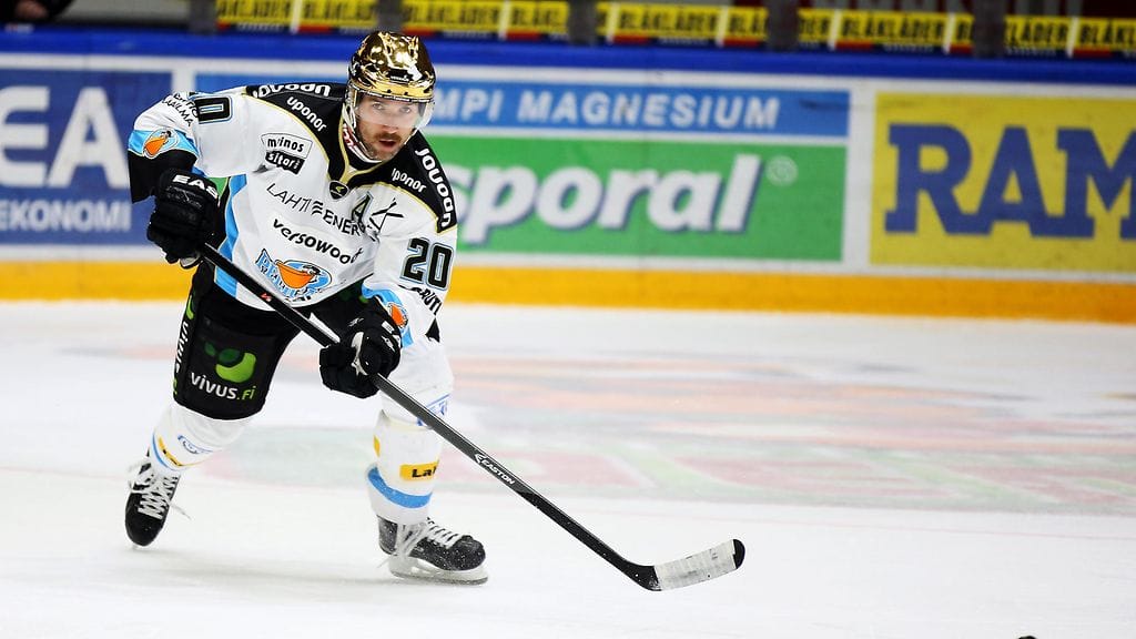 Tommi Paakkolanvaara oli tehokas Pelicansin paidassa kaudella 2014-2015.