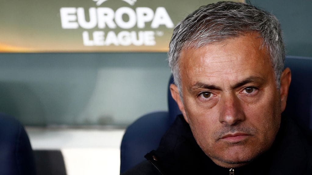Jose Mourinhon Manchester United putosi tappiolla Eurooppa-liigan A-lohkon kolmanneksi.
