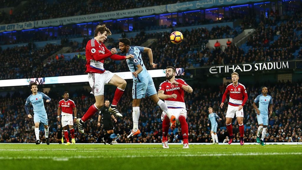 Marten de Roon pukkasi tasoitusosuman Cityä vastaan.