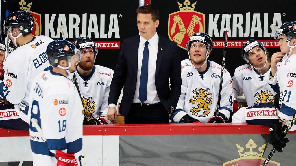 Lauri Marjamäki ei ota mukaan ylimääräisiä pelaajia.