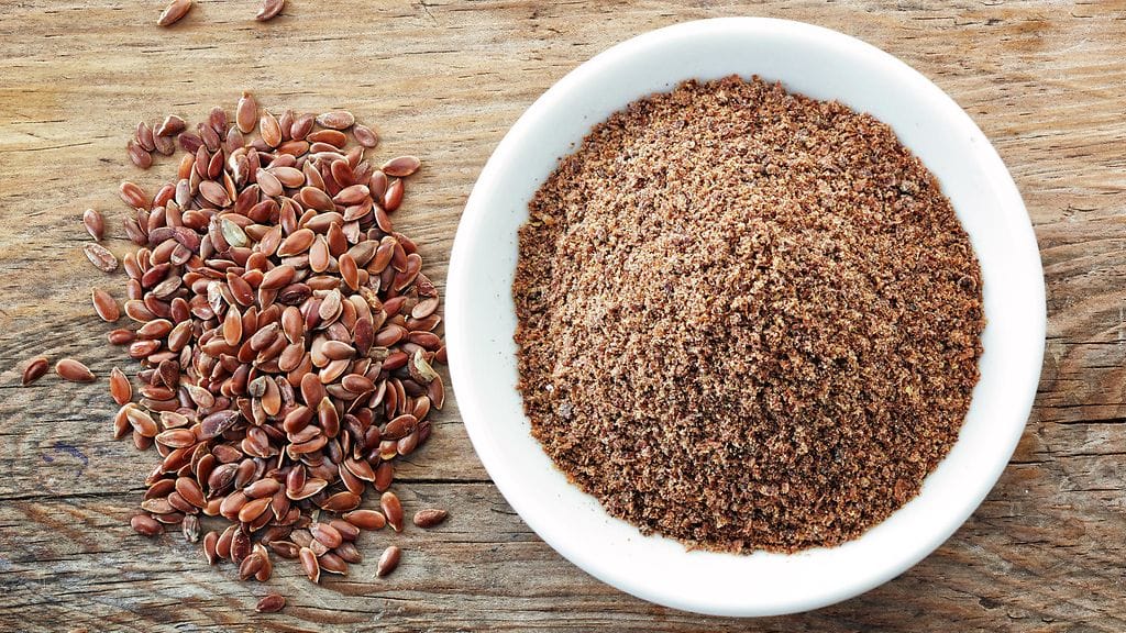 Pellavansiemeniä myydään sekä kokonaisina että rouheena.