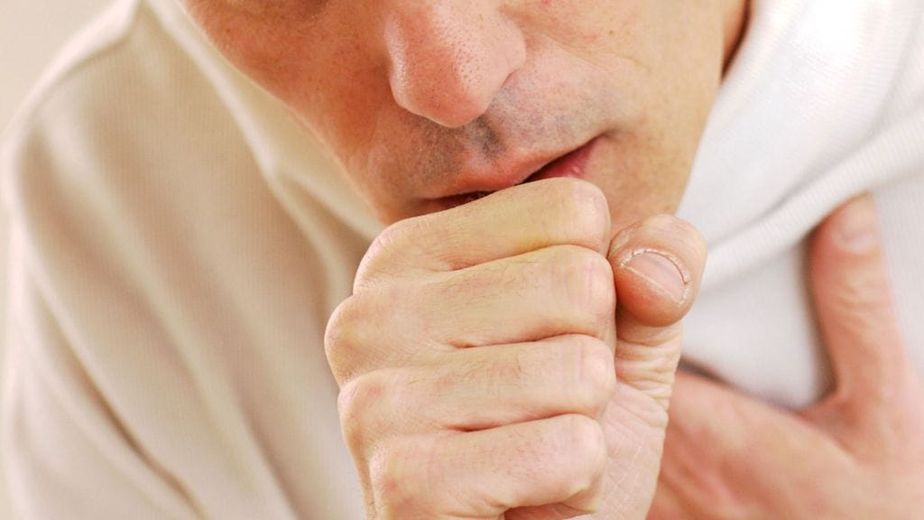 Pitkittynyt yskä voi joskus harvoin olla sydämen vajaatoiminnasta johtuvaa. Kuvituskuva.