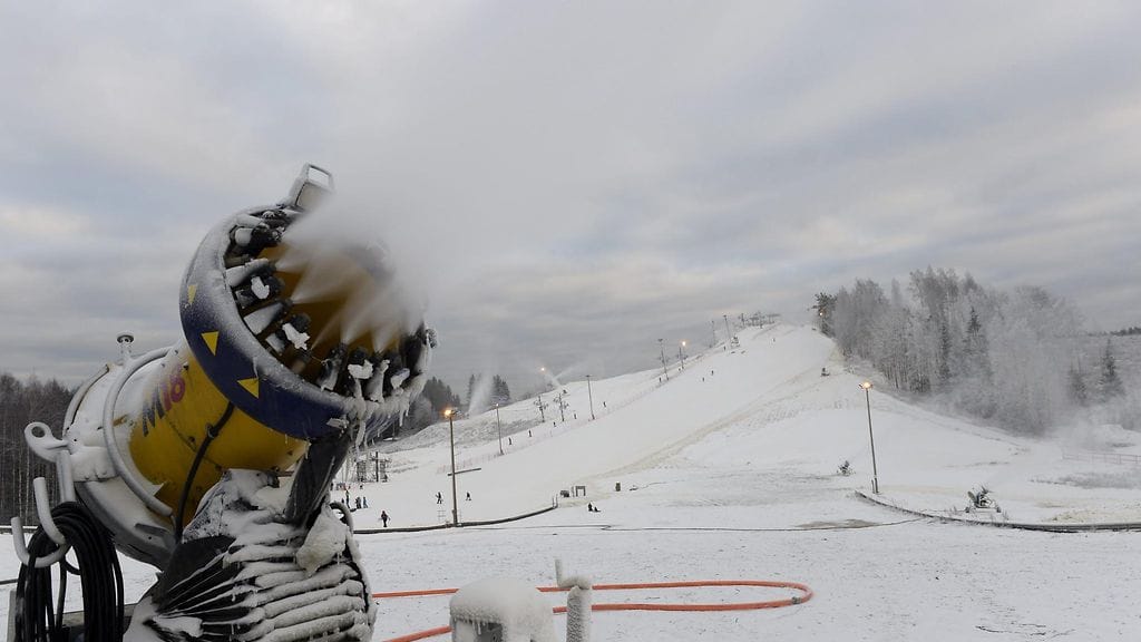Lisää rinteitäkin olisi tarkoitus availla. Talmassa, joka ensimmäisten joukossa avasi jo rinnekauden, avattaisiin lisää rinteitä harjoittelurinteen lisäksi.