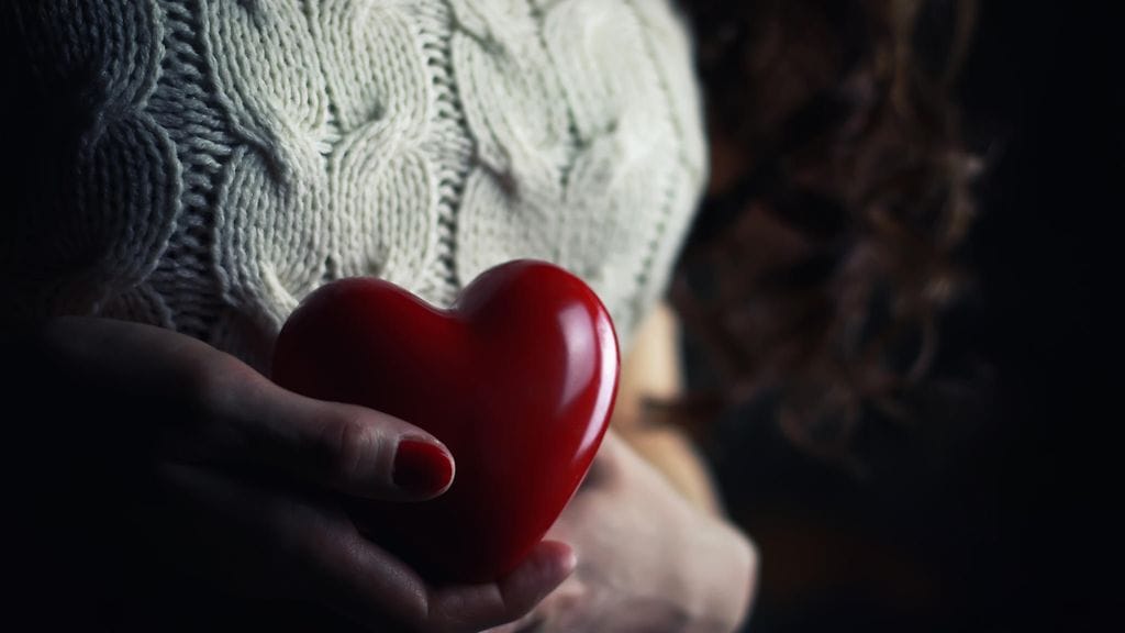 Suomessa sydämentahdistimia asennetaan vuosittain noin 4 500 henkilölle. Kuvituskuva.