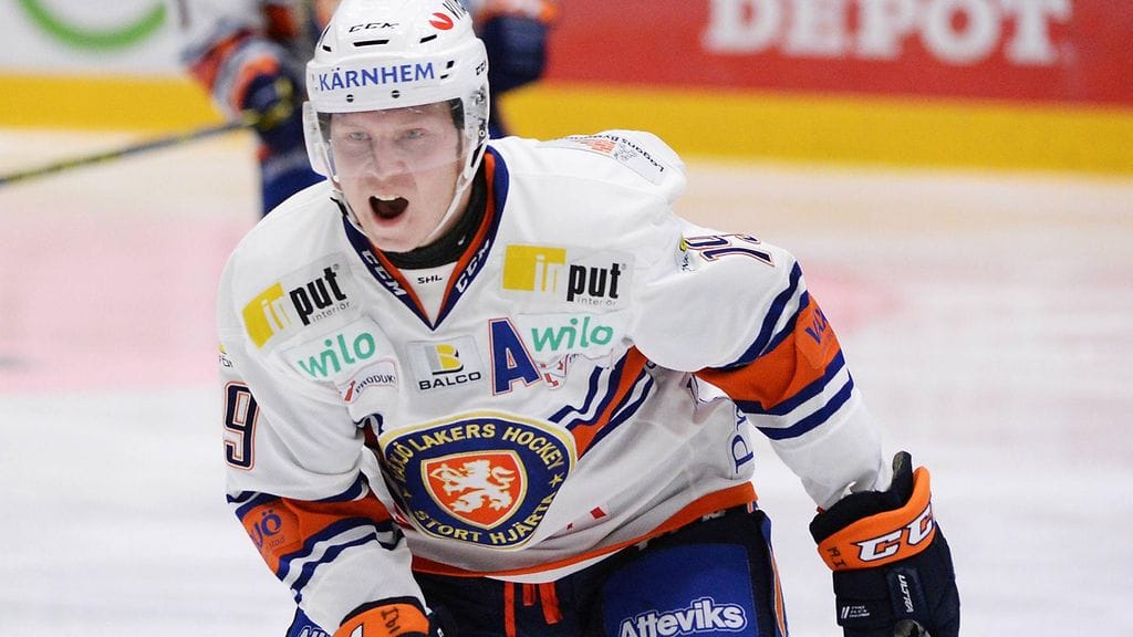 Tuomas Kiiskinen hakee euromenestystä Växjön paidassa.