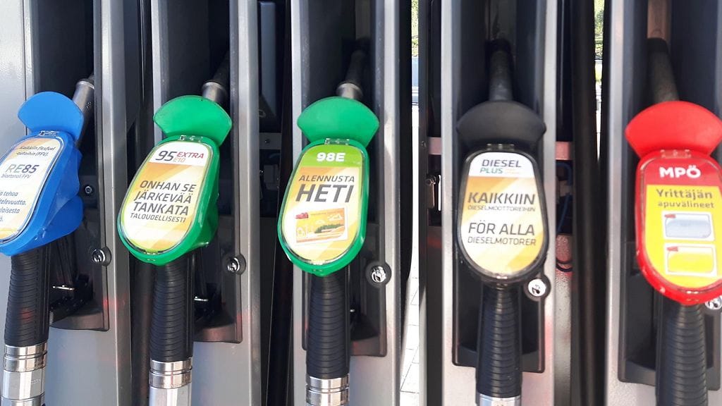 Ajatuksissaan olevalle tankkaajalle voi käydä kallis vahinko.