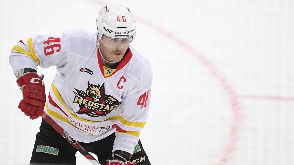 Janne Jalasvaara iski Kunlunin avausmaalin Jokereita vastaan.