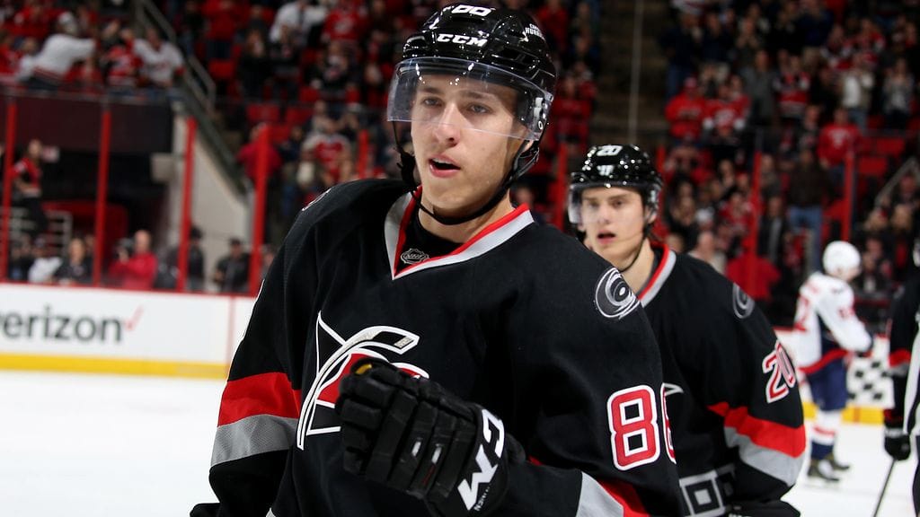 Teuvo Teräväinen ja Sebastian Aho saattavat olla tarjolla Leijonien MM-ryhmään.