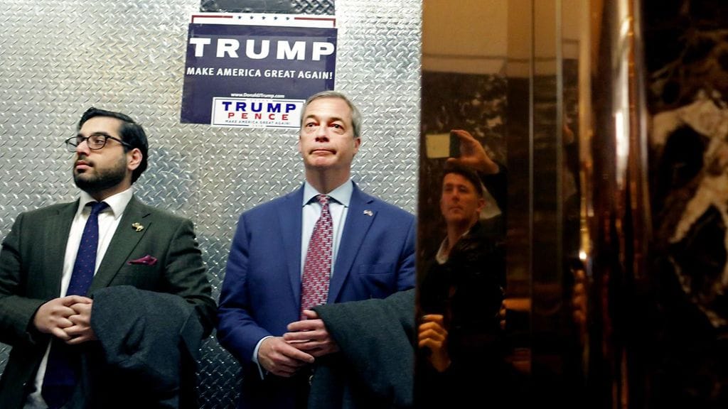 Nigel Farage saapumassa Trump Toweriin 12.11.2016.