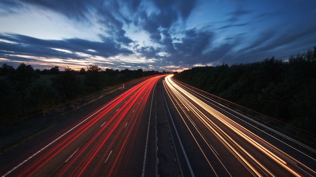 Vasemmalla mennään, oikealla tullaan.