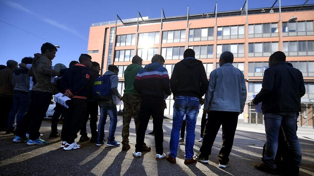 Vapaa Liikkuvuus -verkoston mielenosoitus kokosi mielenosoittajia Maahanmuuttoviraston edustalle Helsingissä syyskuussa. Kuvituskuva.