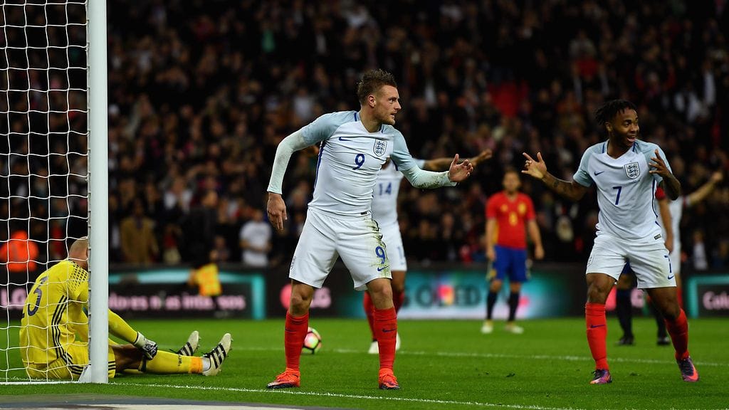 Jamie Vardy otti tuuletukseensa mallia netti-ilmiöstä.