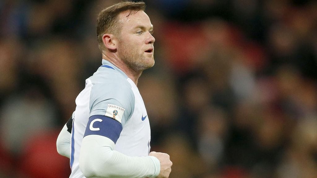 Wayne Rooney on kantanut kapteenin nauhaa tällä kaudella sekä Manchester Unitedissa että Englannin maajoukkueessa.