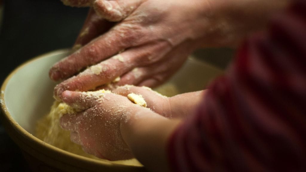 Mikä sen arvokkaampaa kuin suvun reseptin jakaminen eteenpäin?