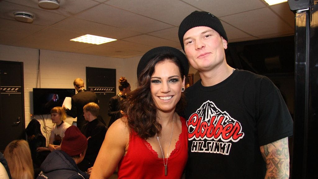 Eva Wahlström  ja Niklas Räsänen ottelevat molemmat joulukuussa Helsingissä järjestettävässä nyrkkeilytapahtumassa.