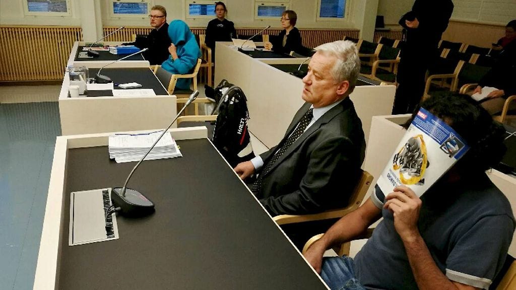 Kainuun käräjäoikeus tuomitsi toisen irakilaismiehen taposta ja toisen törkeästä kuolemantuottamuksesta. Molemmat todettiin syyllisiksi törkeään ryöstöön, maksuvälinepetokseen ja petokseen.