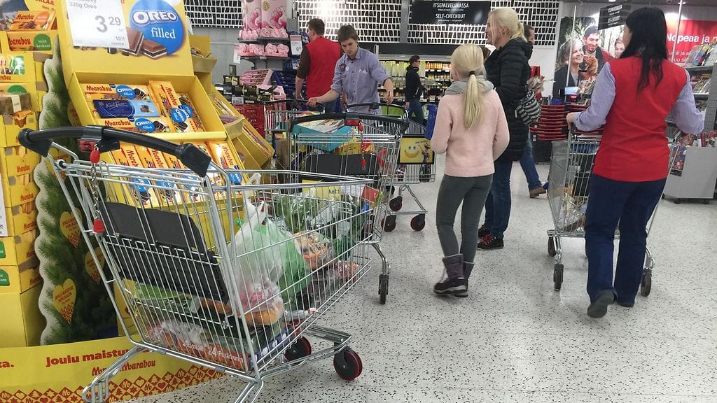 Citymarketin kärryjä