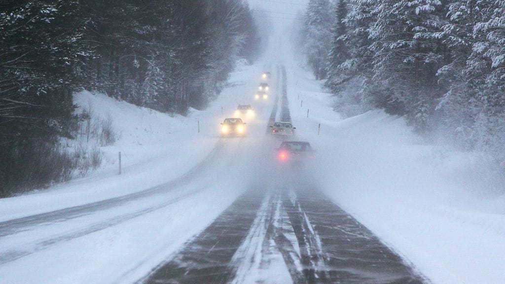 talvi autoilu turvaväli