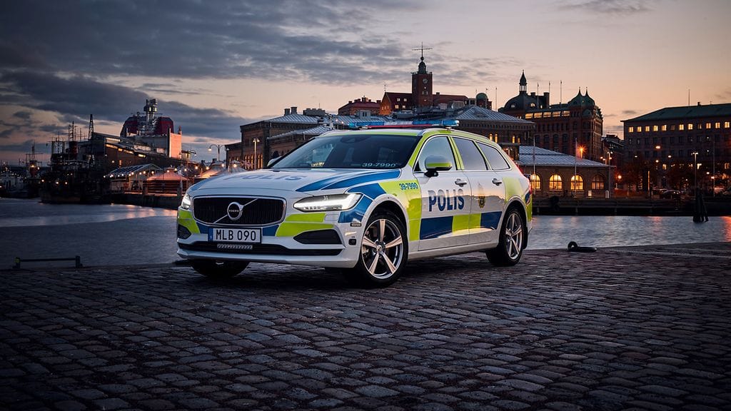volvo v90 poliisiauto