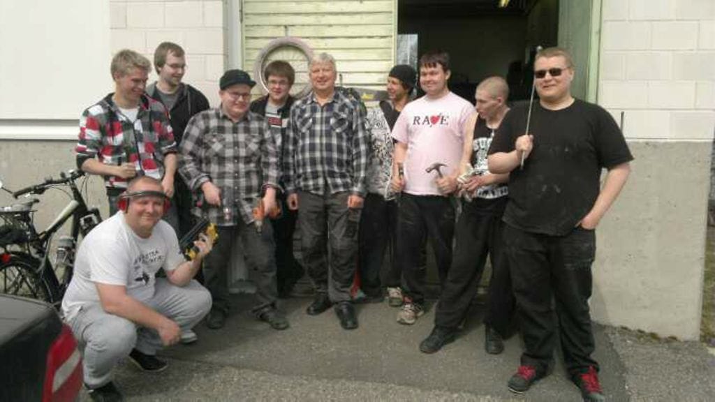 Vapaaehtoinen mies_1