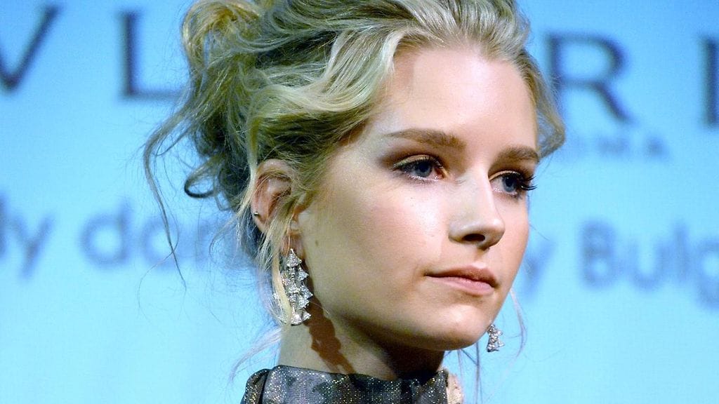 Kate Mossin pikkusiskopuoli Lottie Moss 1. joulukuuta 2016.