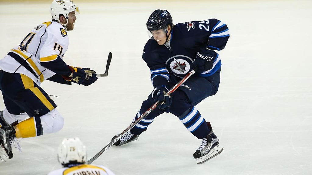 Patrik Laine pelaa huikaisevaa tulokaskautta NHL:ssä.