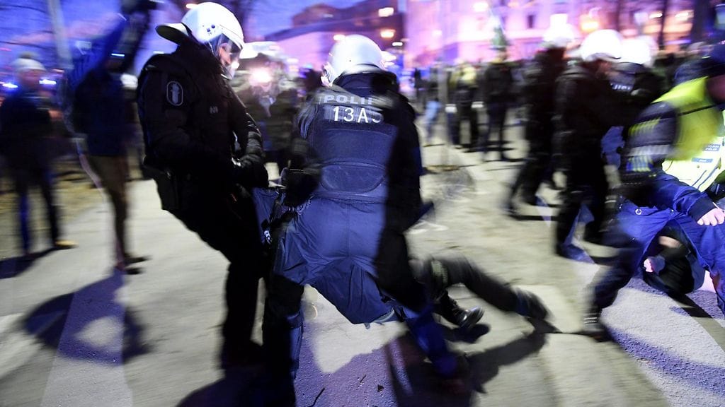 mielenosoitus pahoinpitely