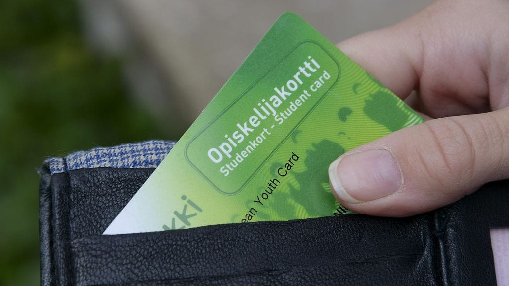 Perinteinen opiskelijakortti tullaan lähitulevaisuudessa korvaamaan älypuhelimelle ladattavalla sovelluksella.