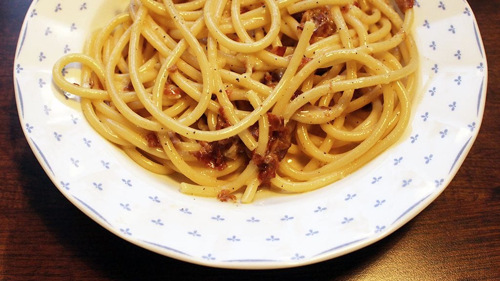 Pasta carbonara kuuluu lohturuokien eliittiin.