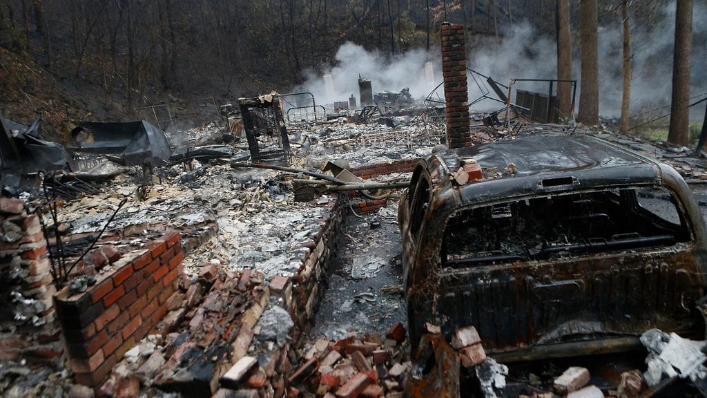 Joulukuun alun maastopaloja on kuvailtu Tennesseen osavaltion suurimmiksi sataan vuoteen.