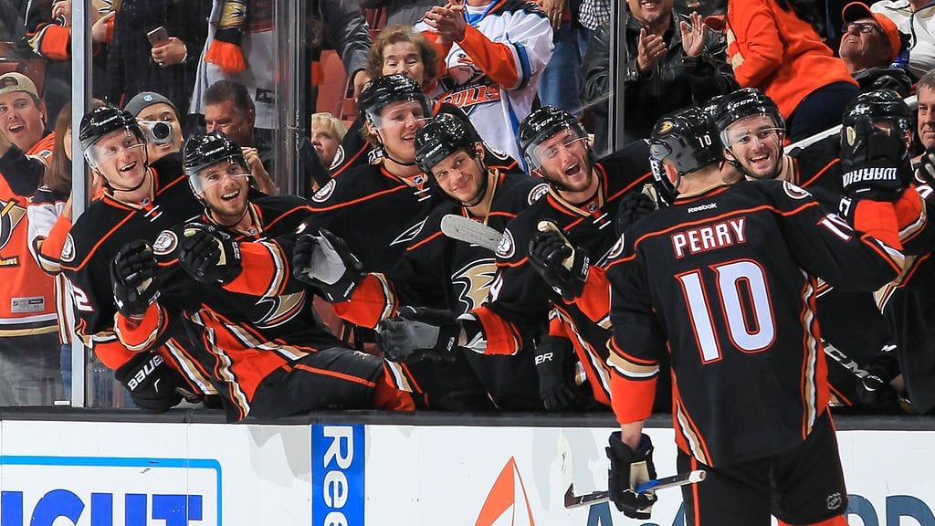 Kuten ilmeistä näkyy, Corey Perryn tasoitusmaali maistui koko joukkueelle.