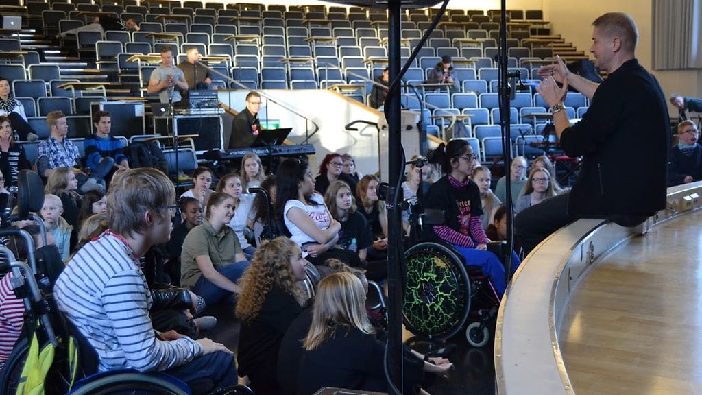 Shed Helsinki -teatteriprojektin Peter Pan -musikaalin ensi-ilta on tänään 13.12.