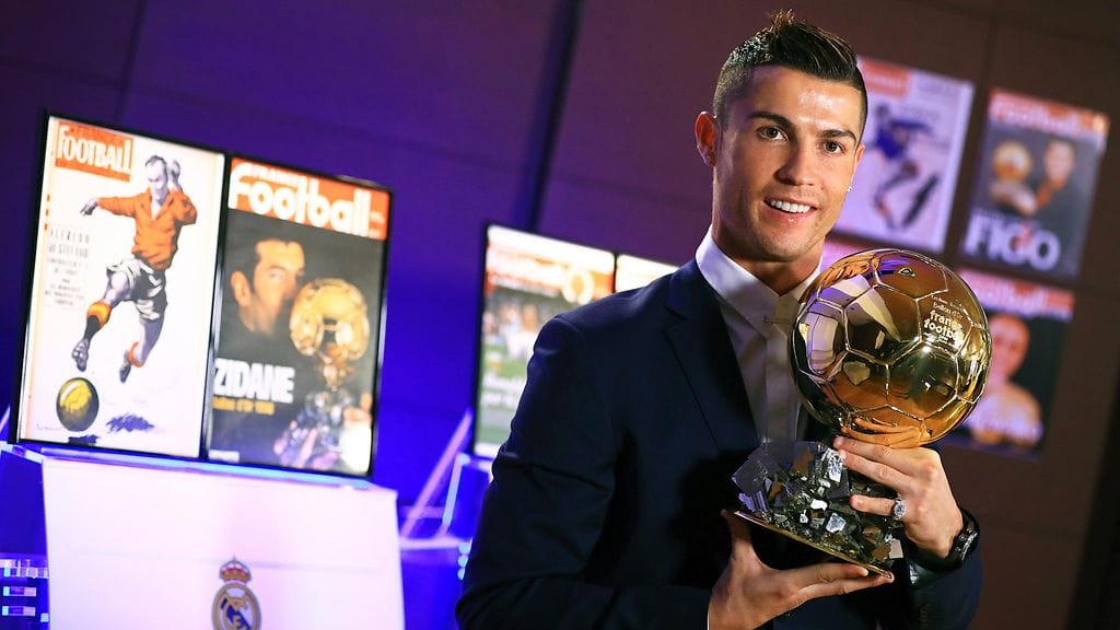 Cristiano Ronaldo voitti uransa neljännen Kultaisen pallon.