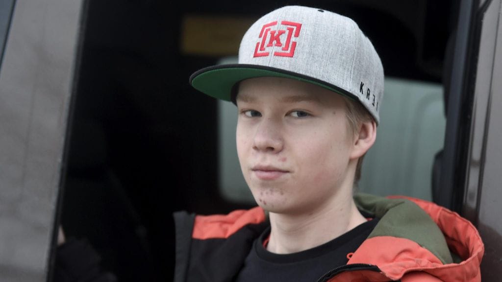 Kalle Rovanperä voitti viime kaudella Latvian rallimestaruuden. Nyt hän pääsee vertaamaan vauhtiaan Suomen rallihuippuihin.