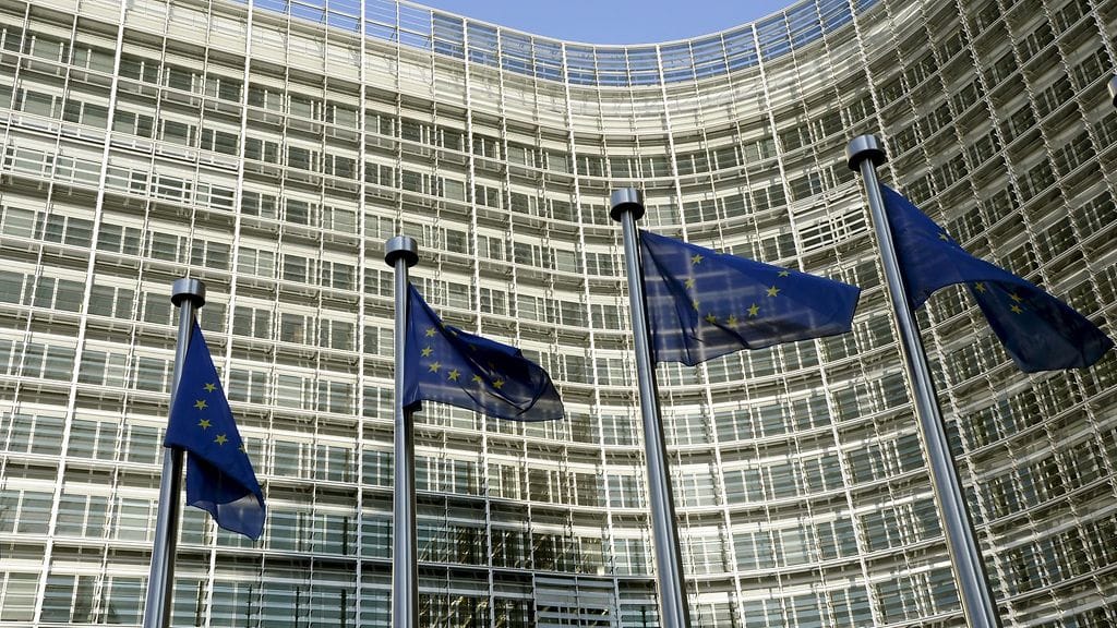 Huippukokouksen keskeiset kysymykset koskevat mm. puolustusta, maahanmuuttoa, taloutta ja ulkosuhteita.